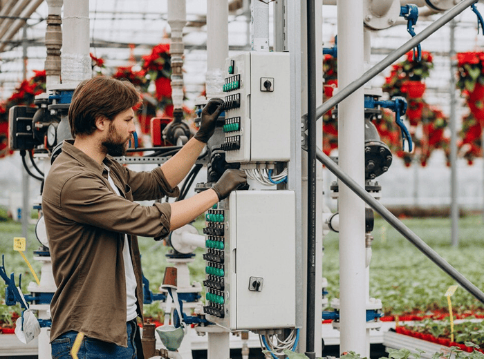 Endüstriyel Elektrik Sistemlerinde Dikkat Edilmesi Gereken 5 Kritik Nokta